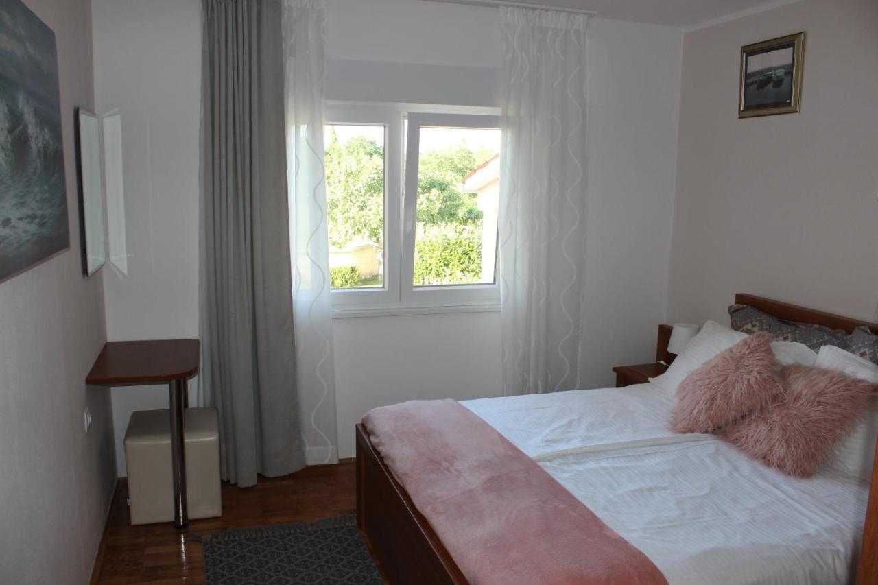 Apartments With A Parking Space Valbandon, Fazana - 7296 Штиньян Экстерьер фото