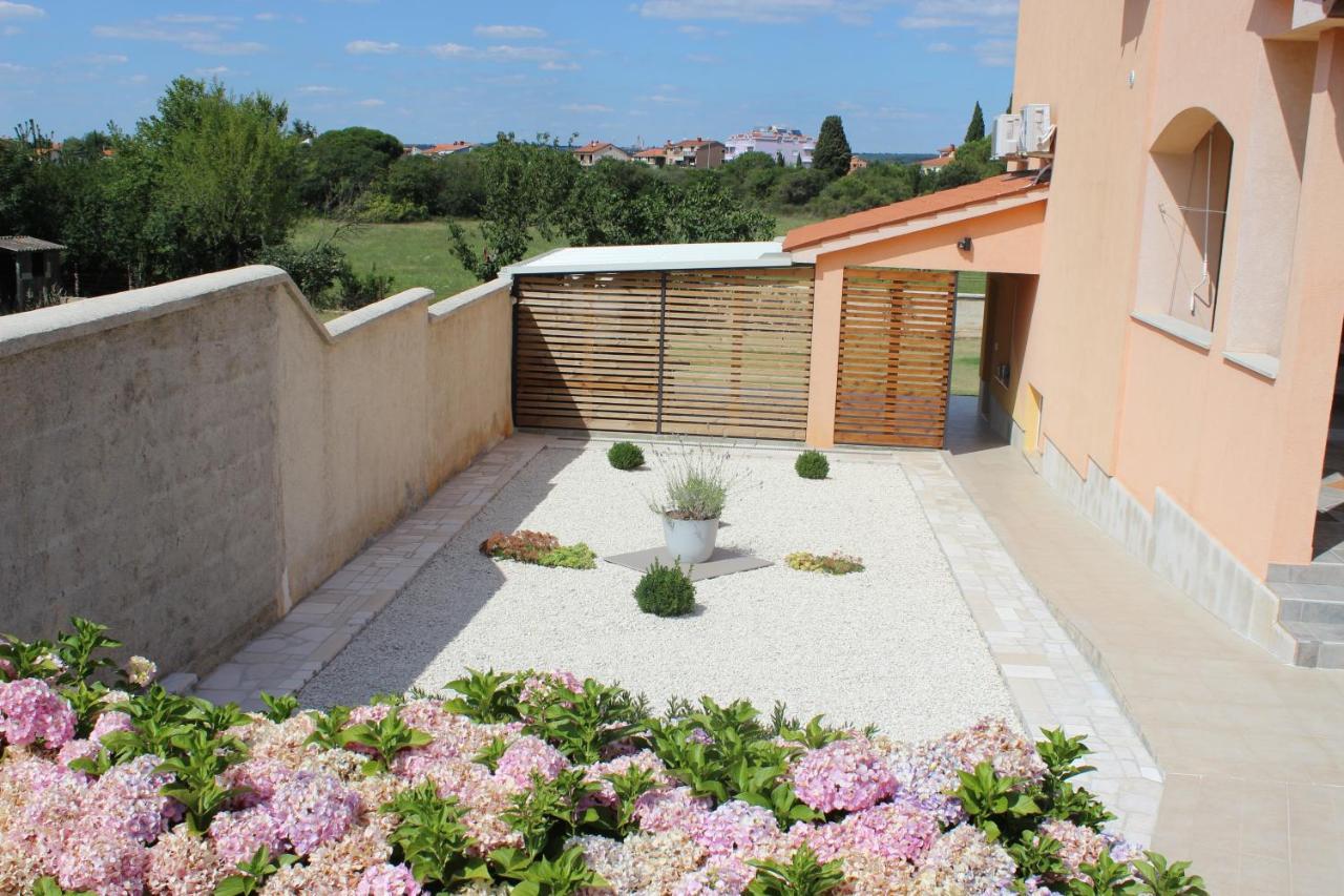 Apartments With A Parking Space Valbandon, Fazana - 7296 Штиньян Экстерьер фото